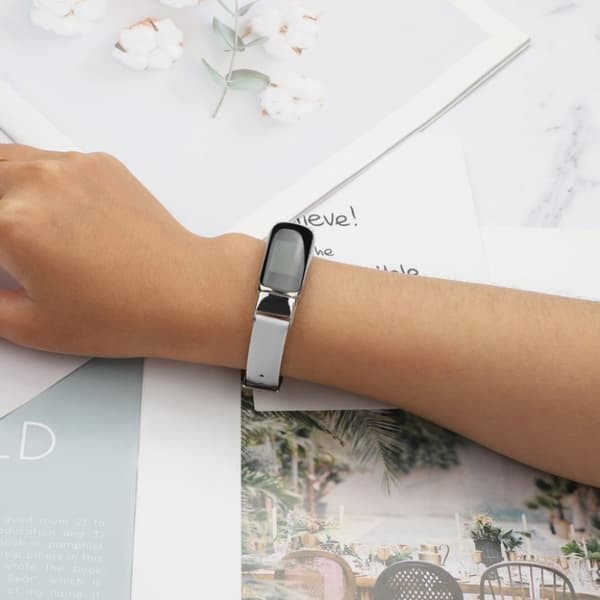 Fitbit Luxe klockarmband i äkta läder - Vit / Storlek: L