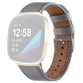 Miniatyrbild 1 av 2: Klockarmband i äkta läder Fitbit Sense 2 / Versa 4 - Grå