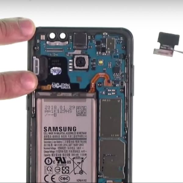 Främre kamera - Samsung - Galaxy A8 (2018) - Svart - Ersättning - Kompatibel med CE och RoHS