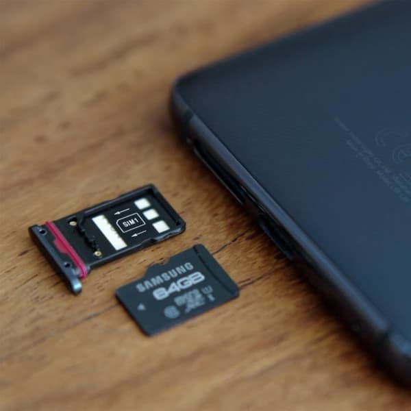 SIM-kortslåda - Huawei - Mate 20 Pro - Ersättningsadapter - Svart färg - Nano Memory kompatibel