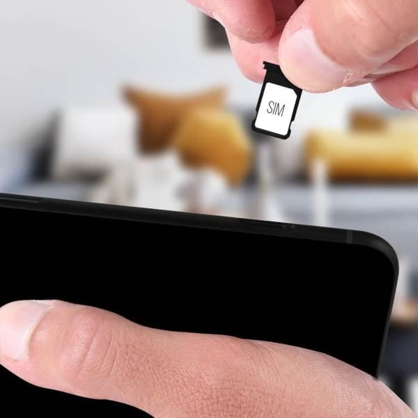 SIM-kortslåda - Apple - iPhone 11 - 1 kortplats - Nano Sim - Svart