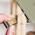 Miniatyrbild 3 av 4: Ersättningsfack för SIM-kort - Samsung Galaxy S21 FE - Grön - Dual Nano SIM