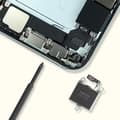 Miniatyrbild 3 av 4: Ersättningsvibrationsmotor för Apple iPhone 15 - AVIZAR - Svart - Inbyggd anslutningskabel - Vikt: 10 g