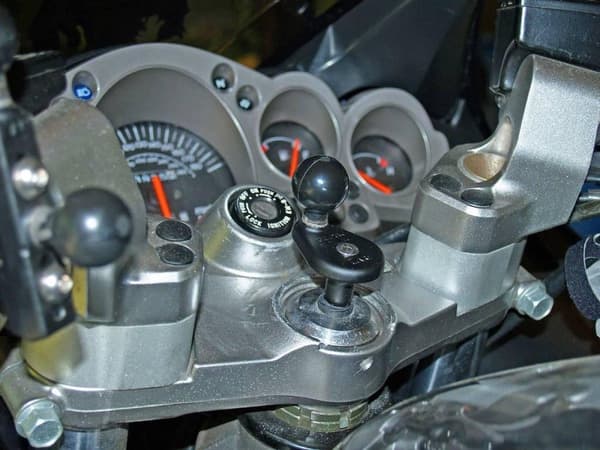 Motorcykelgaffelstamme med 1" kugle