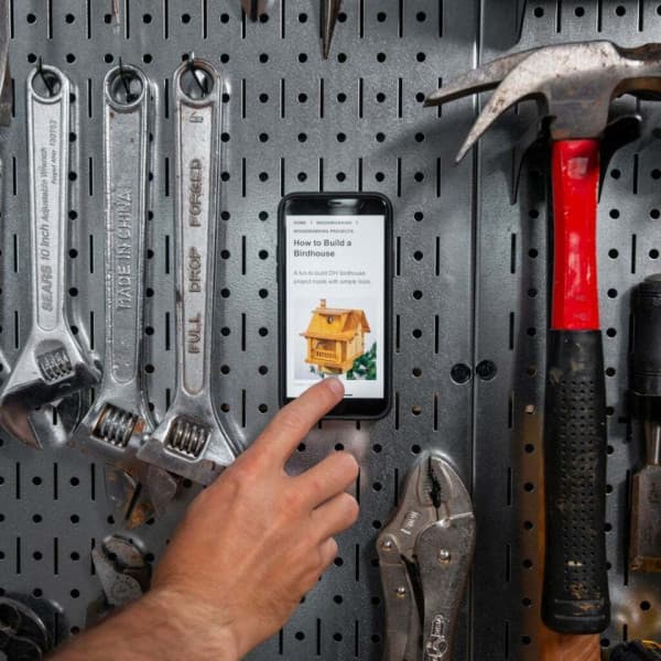 Peak Design Mobile Wall Mount -seinäteline, hiilenharmaa