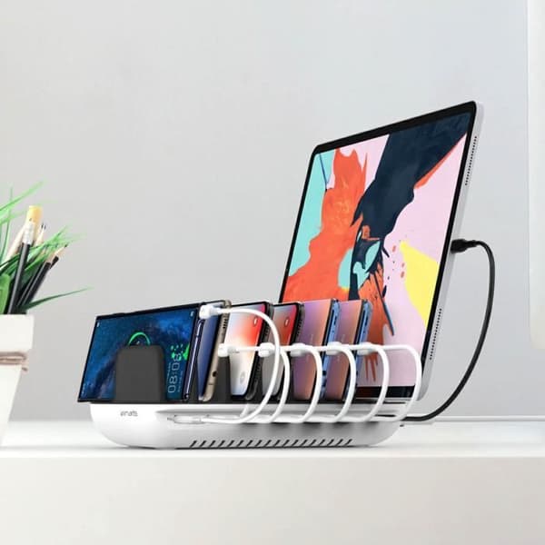 Laddningsstation för flera enheter 6x USB-portar 1x USB-C-port 4Smarts Vit