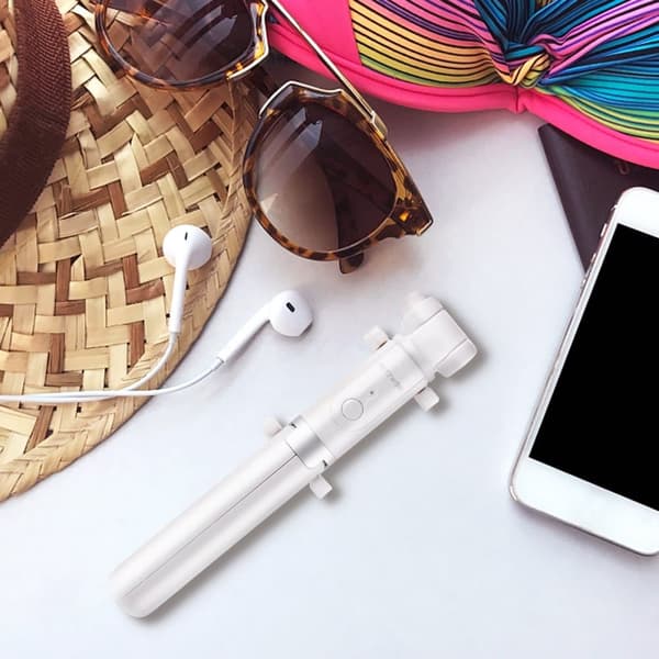 BW-BS3 3 i 1 bluetooth fjernbetjening Stativ Selfie Stick Passer til 3,5-6 tommer smartphones, hvid