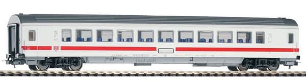 PIKO-57606 Personbil IC 1. klasse