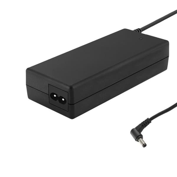 QOLTEC 50090.90W STRÖMADAPTER &amp; INOMHUS VÄXELVERKARE SVART Svart