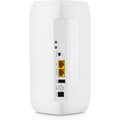Pikkukuva 2 / 3: ZyXEL Nebula FWA505 5G/4G/LTE -modeemi ja WiFi 6-tukiasema