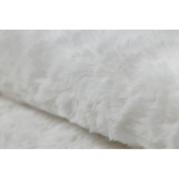Moderni pesu matto SHAPE 3146 Nalle shaggy - norsunluu muhkea liukastumisenesto, 80x96 cm
