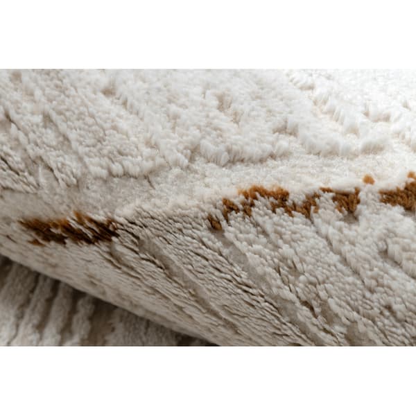 Modern matta DUKE 51557 kräm / guld - Geometrisk, strukturerad, mycket mjuk, fransar, 180x270 cm