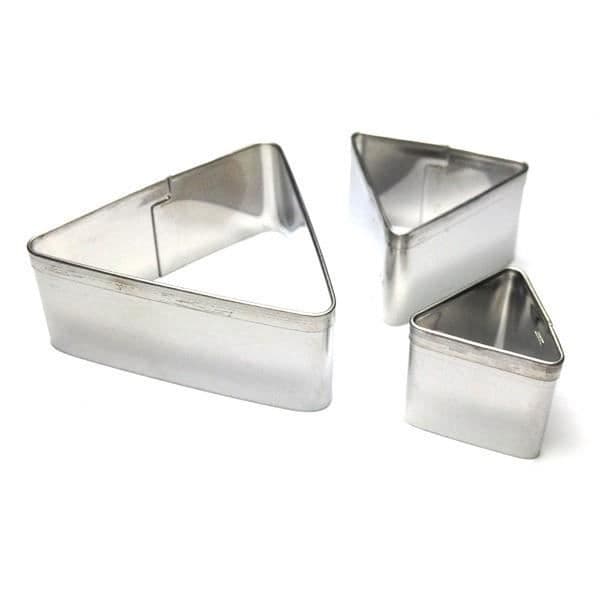 Set med 3 trasselkakformar i metall