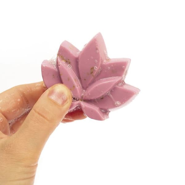 Mini tvålpumpform lotusblomma