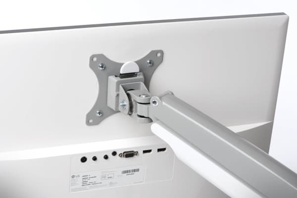 Kensington SmartFit Lätt justerbar enkelskärmsarm - 13 tum-32 tum skärmstorlekar - Upp till 9 KG - Silvergrå