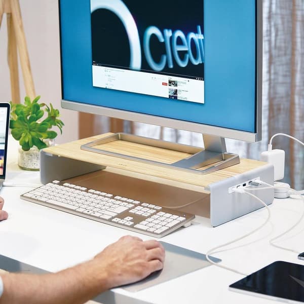 j5create JCT425-N Houten skærmstativ med dockingstation