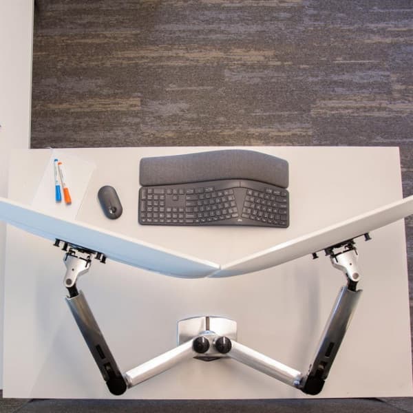 Ergotron LX Dual Side-by-Side Arm -monitorarm, polerad aluminium