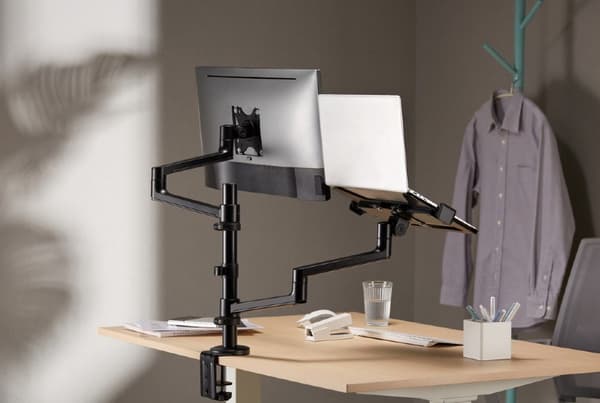 Gembird MA-DA-04 näytön teline / jalusta 81,3 cm (32") musta pöytä