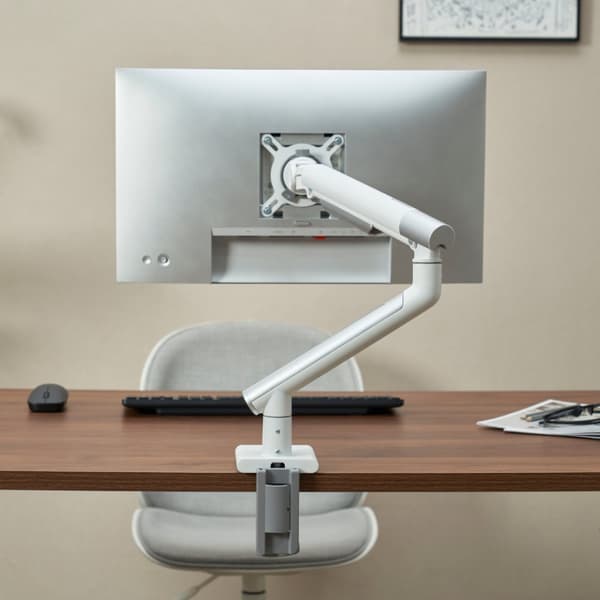 Alterzone Arm One monitorarm af aluminium til 17"-32" skærme, hvid