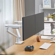 Alterzone Arm Duo USB monitorarm af aluminium til dobbelt 17"-32" skærme, 2 x 3.0 USB-porte, hvid