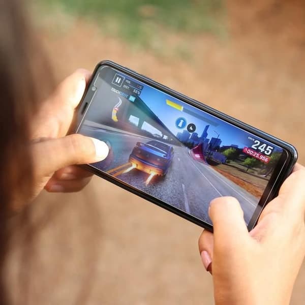 Skärmskydd - AVIZAR - Samsung Galaxy A7 2018 - Härdat glas 9H - Ultra tunt 0.33 mm - Anti-fingeravtryck
