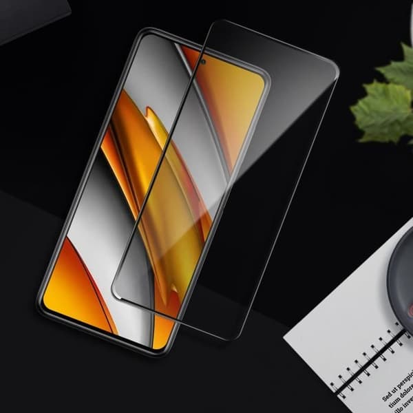 Xiaomi Poco F3 självhäftande kontur i härdat glas och 3D-böjd svart
