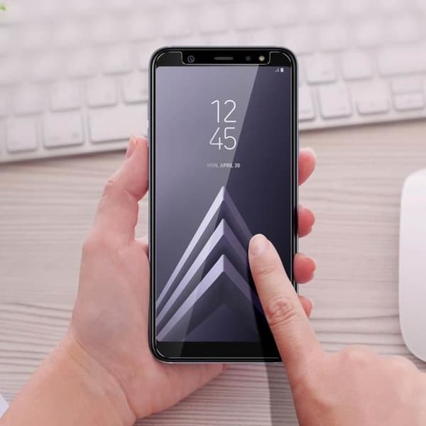 Skyddsfilm för Samsung Galaxy A6 Plus - AVIZAR - Härdat glas - Reptåligt - Ultratunt