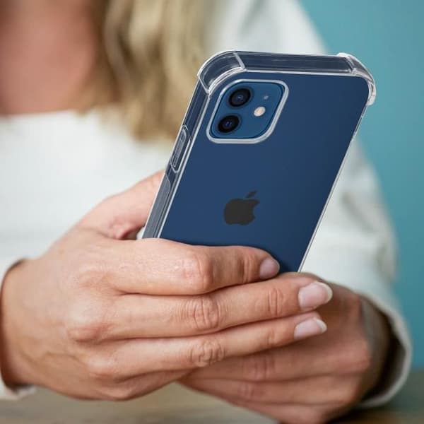 Skyddspaket Apple iPhone 12 Mini mjukt fodral + genomskinligt härdat glas