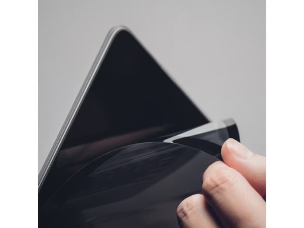 Moshi iVisor XT - Skjermbeskytter for MacBook Pro 14 (M1, 2021) (svart ramme)