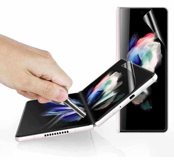 Samsung Galaxy Z Fold 4 - Pehmeä suojakalvo kolme kappaletta