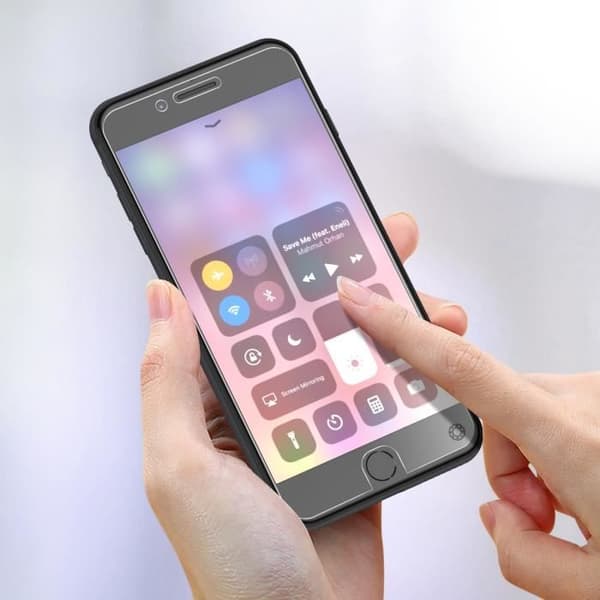 Fram- och bakfilm för iPhone 8 Plus Livstidsgaranti Force Glass Clear