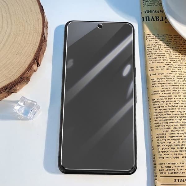 Skyddande film - AVIZAR - Google Pixel 8 - Flexibel latex - Repellerande - Transparent