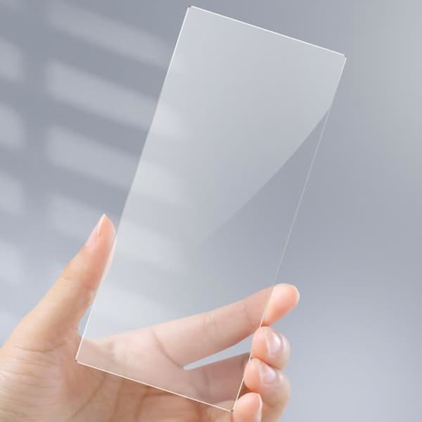Skärmskydd - UAG - Z Fold 6 - Dubbelt förstärkt härdat glas - Stötsäker - Anti-bländning