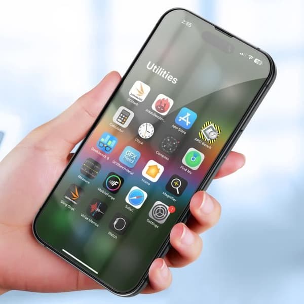 Härdat glas - AVIZAR - iPhone 16 - 9H hårdhet - Fulllim - 5D med svart applikator