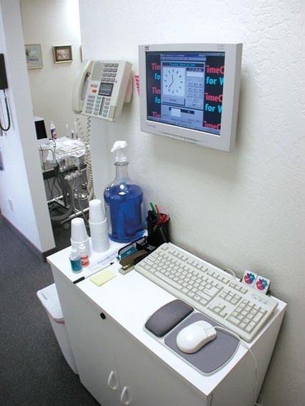 FX30 Flush LCD DISP vægmontering