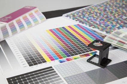 Post-it 653TFEN Sticky Notes Rainbow Notes (38 x 51 mm) 100 ark 12 pads & Post-it "Page Marker" selvklæbende papirstrimler - Slanke Sticky Notes (12,7