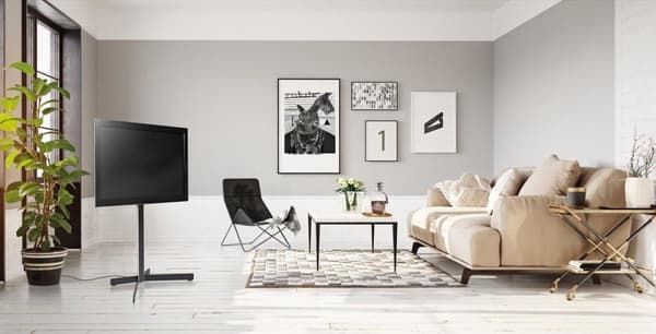 Vogels EFF 8230 - Jalusta LCD/plasma-TV:lle - Musta - Näytön koko: 66 - 94 cm (26" - 94,00 cm (37")) - Seisova (EFF 8230)