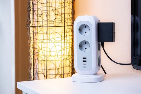 Verbatim EU Power Tower 11AC EUPT-01 med 2xUSB-C, 2xUSB-A detailhandel (49547)