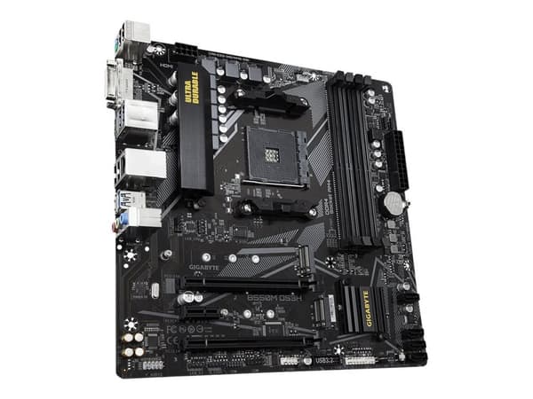 Gigabyte B550M DS3H AMD B550 Socket AM4 micro ATX