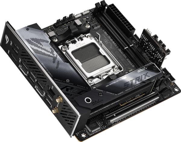 ASUS ROG STRIX X670E-I GAMING WIFI mITX-hovedkort