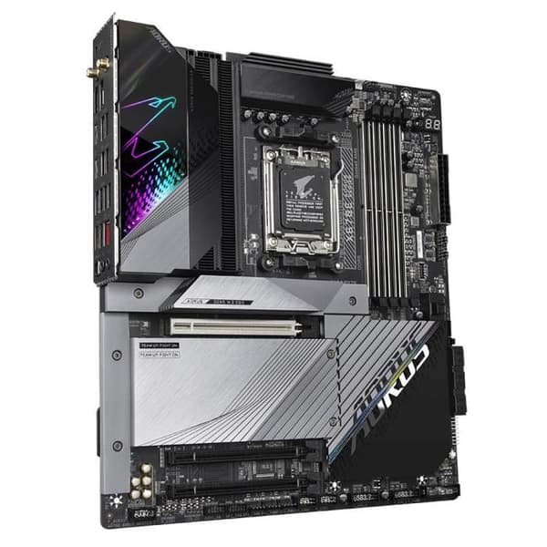 Moderkort - GIGABYTE - X670E AORUS Master - AMD Socket AM5 - DDR5 SDRAM - PCIe 5.0 x4