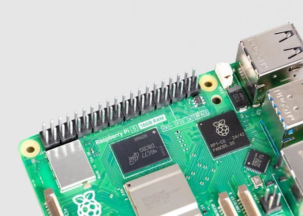 Raspberry Pi 5 16 GB