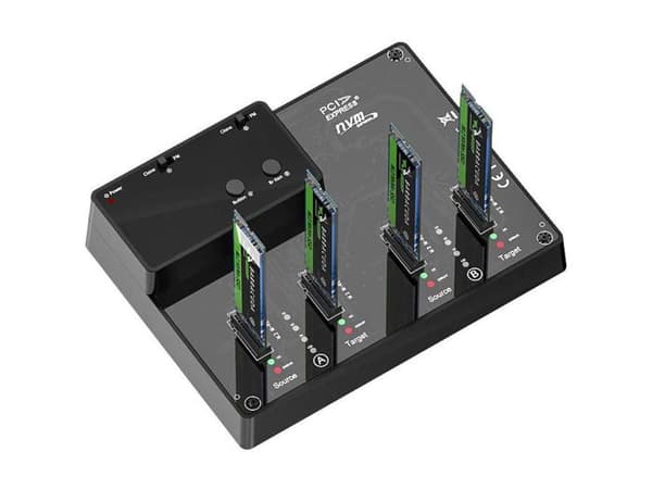 USB-dockningsstation för 4 M2 NVMe SSD, USB3.2 Gen2 10GB-anslutning. Dockning med KLONINGSFUNKTION och extern strömförsörjning