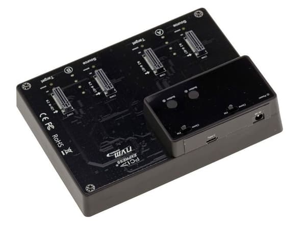 USB-dockningsstation för 4 M2 NVMe SSD, USB3.2 Gen2 10GB-anslutning. Dockning med KLONINGSFUNKTION och extern strömförsörjning