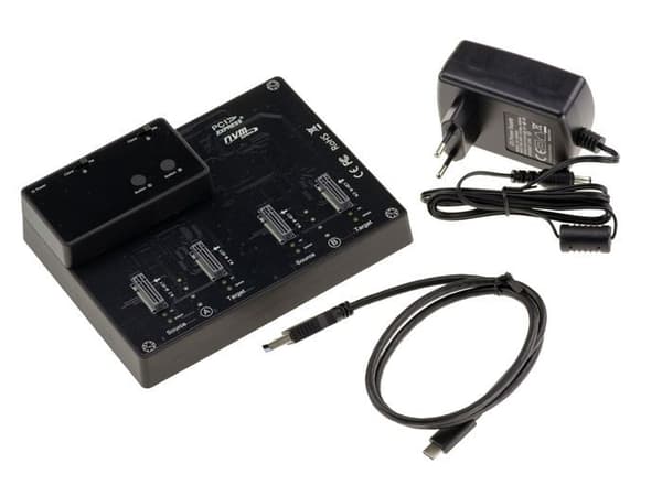 USB-dockningsstation för 4 M2 NVMe SSD, USB3.2 Gen2 10GB-anslutning. Dockning med KLONINGSFUNKTION och extern strömförsörjning