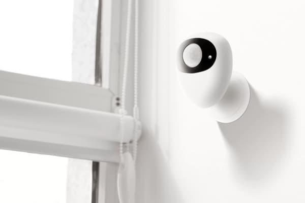 DELTACO SMART HOME Rörelsesensor, PIR, WiFi 2.4 GHz, vit/svart