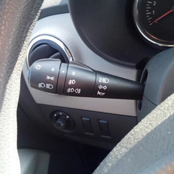 Comodo DACIA Dokker Lodgy Logan Sandero 8201167988 255405056R rattkontroll Pro-Plip-indikatorer