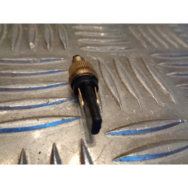 sensor 6 mm kåpa fram bak broms koppling kontaktor stoppljus start motorcykel skoter yamaha honda