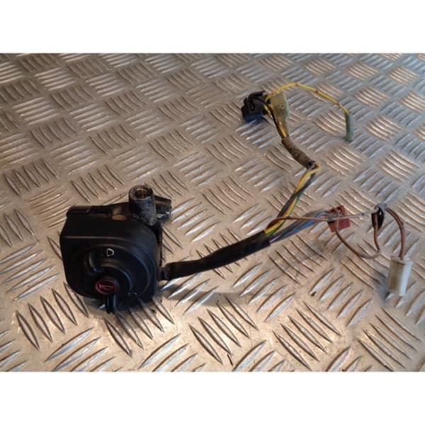 vänster switch scooter yamaha xc 125 beluga 3te- USED