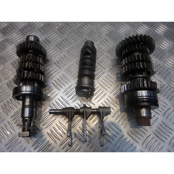 suzuki gs 500 e gse gm51a motorcykelväxellåda- USED